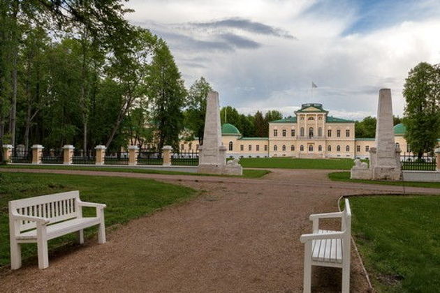 Виды Возрождённая усадьба князей Куракиных