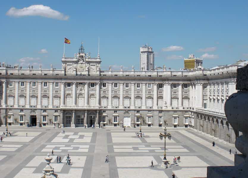 Обзорная авто-пешая экскурсия по Мадриду - фото 6