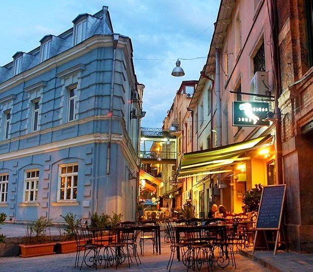 что посмотреть в тбилиси за 3 дня: улица шардени