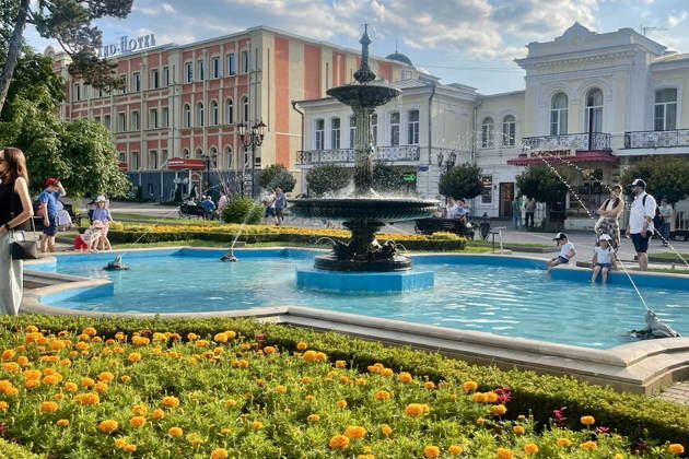 4 города за 1 день: экскурсия по любимым курортам поэтов и аристократов