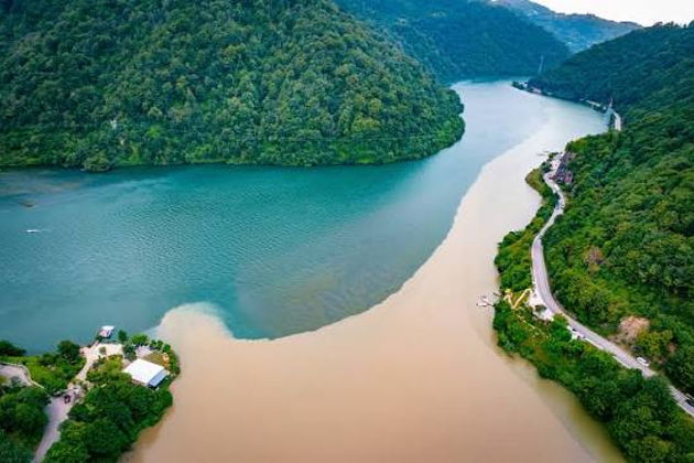 В Горную Аджарию из Кобулети: Водопад Махунцети и мост царицы Тамары