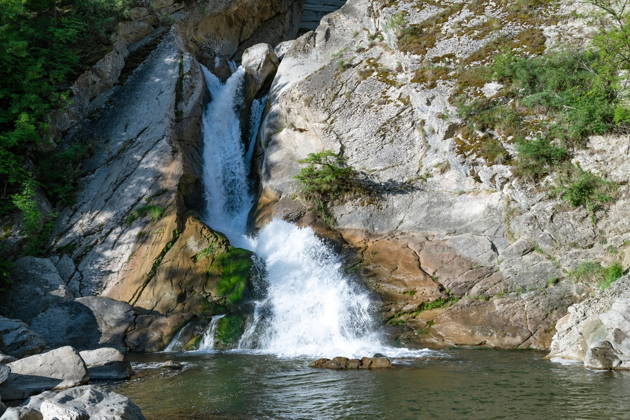 Южный Дагестан: водопад Хучни, экраноплан «Лунь» и мастер-класс