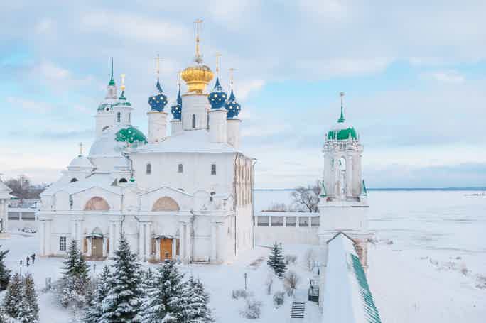 Святыни Ростова: четыре главных монастыря на транспорте туристов