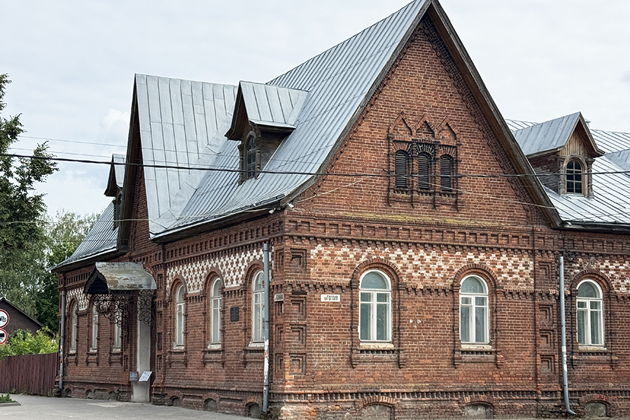 Виды Музей хрусталя им. Мальцовых: к мастерам хрустальных дел в Гусь-Хрустальный