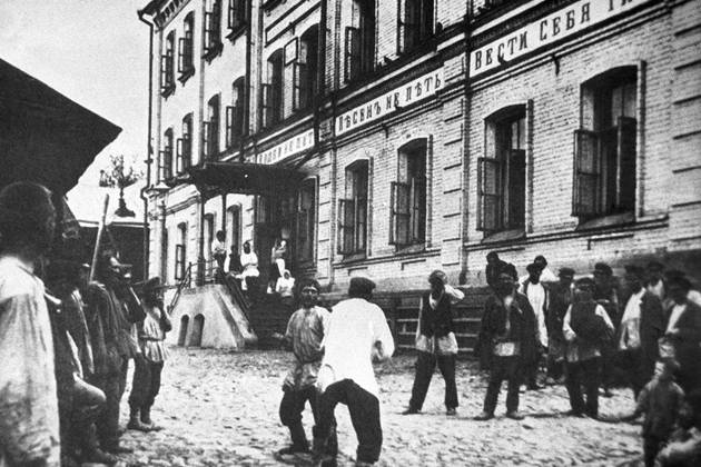 На дне! — Жизнь нищих XIX века в Нижнем
