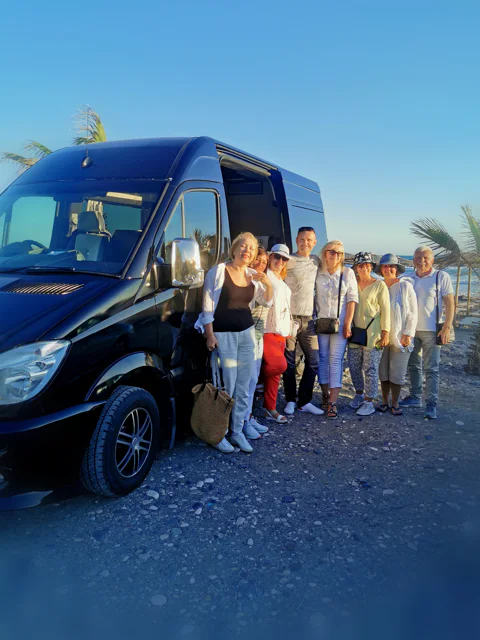 Необычная Никосия - граница через столицу двух государств.