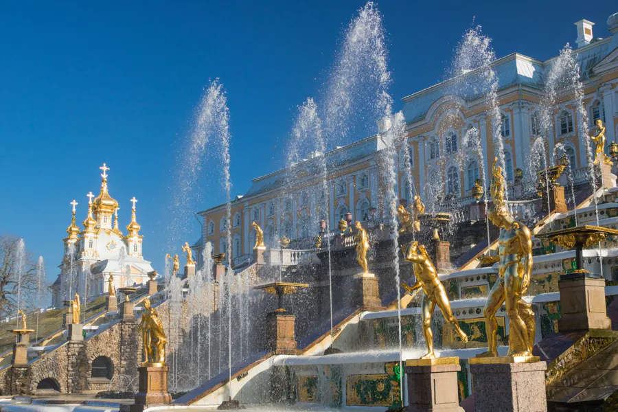 Петергоф великолепный: аудиоэкскурсия с билетами в Нижний парк — фото 1