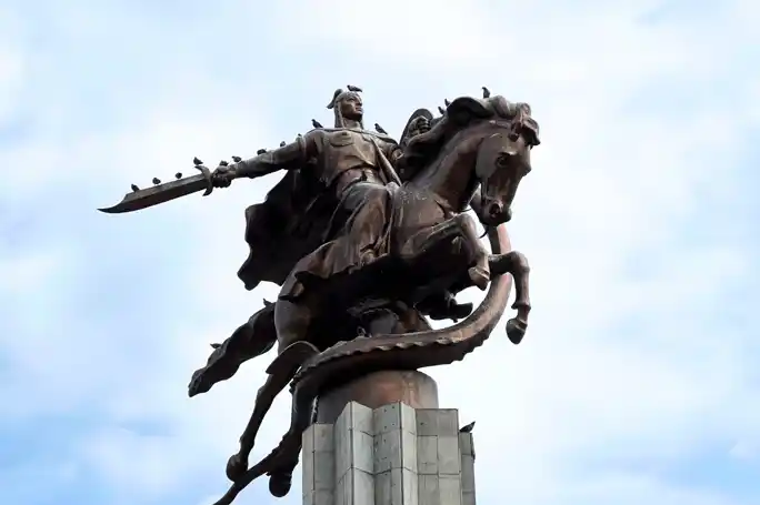 Бишкек: скрытые жемчужины и главные достопримечательности