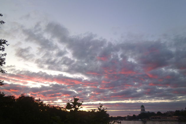 Виды  Между Рыночной и Красной: банки и доходные дома.