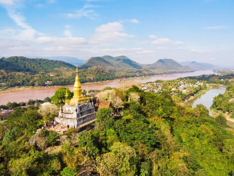 Затерянная столица Лаоса: Луанг Прабанг, водопады и пещеры Будд — фото 5, Паттайя | Покатаем