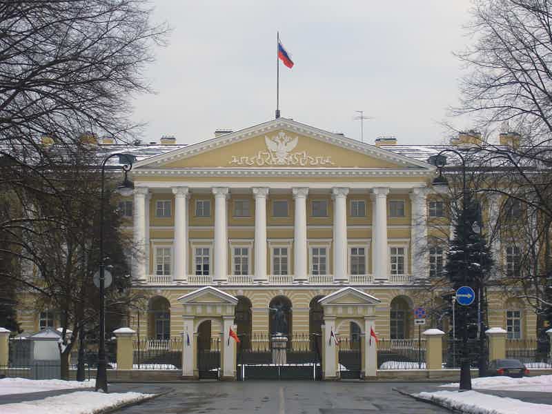 Истоки власти в России. Политика на сцене Петербурга - фото 5