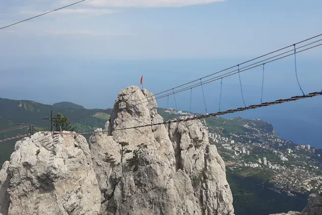 Вершина  на Ай Петри - подвесной мост и купание в море