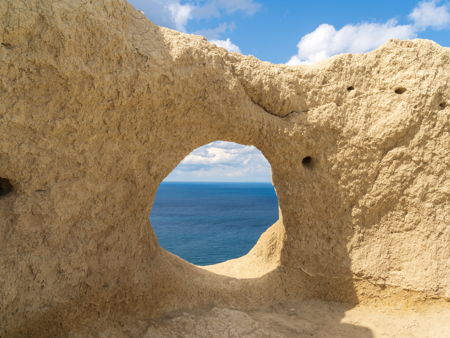 Ласточкины гнёзда