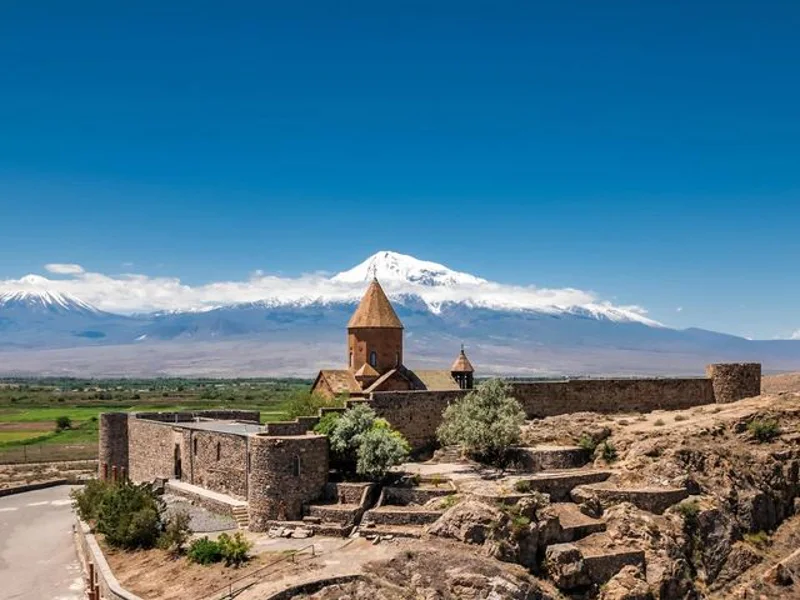 Путешествие к истокам: Хор Вирап, Арени и магия Нораванка + угощение 🍷 — фото 3, Ереван | Покатаем