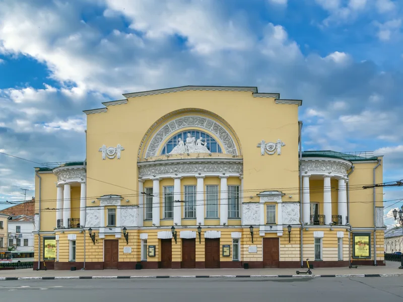 Неспеша по древнему городу — обзорная прогулка по Ярославлю — фото 3, Ярославль | Покатаем