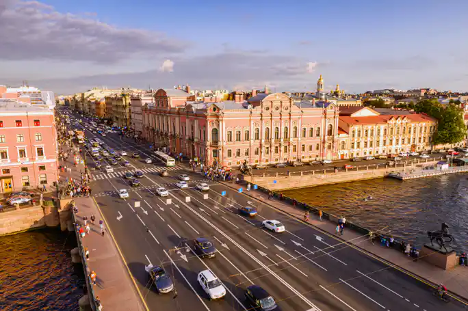 Вдоль Фонтанки