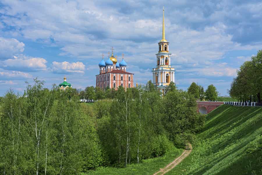 Кремль со стихами Есенина - фото 5