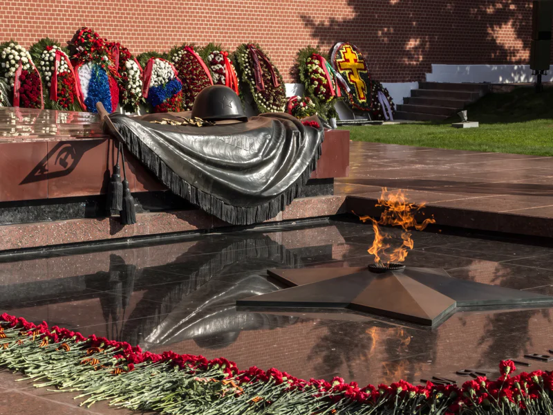 Спасти историю Москвы: интерактивная экскурсия по Красной площади без гида — фото 5, Москва | Покатаем