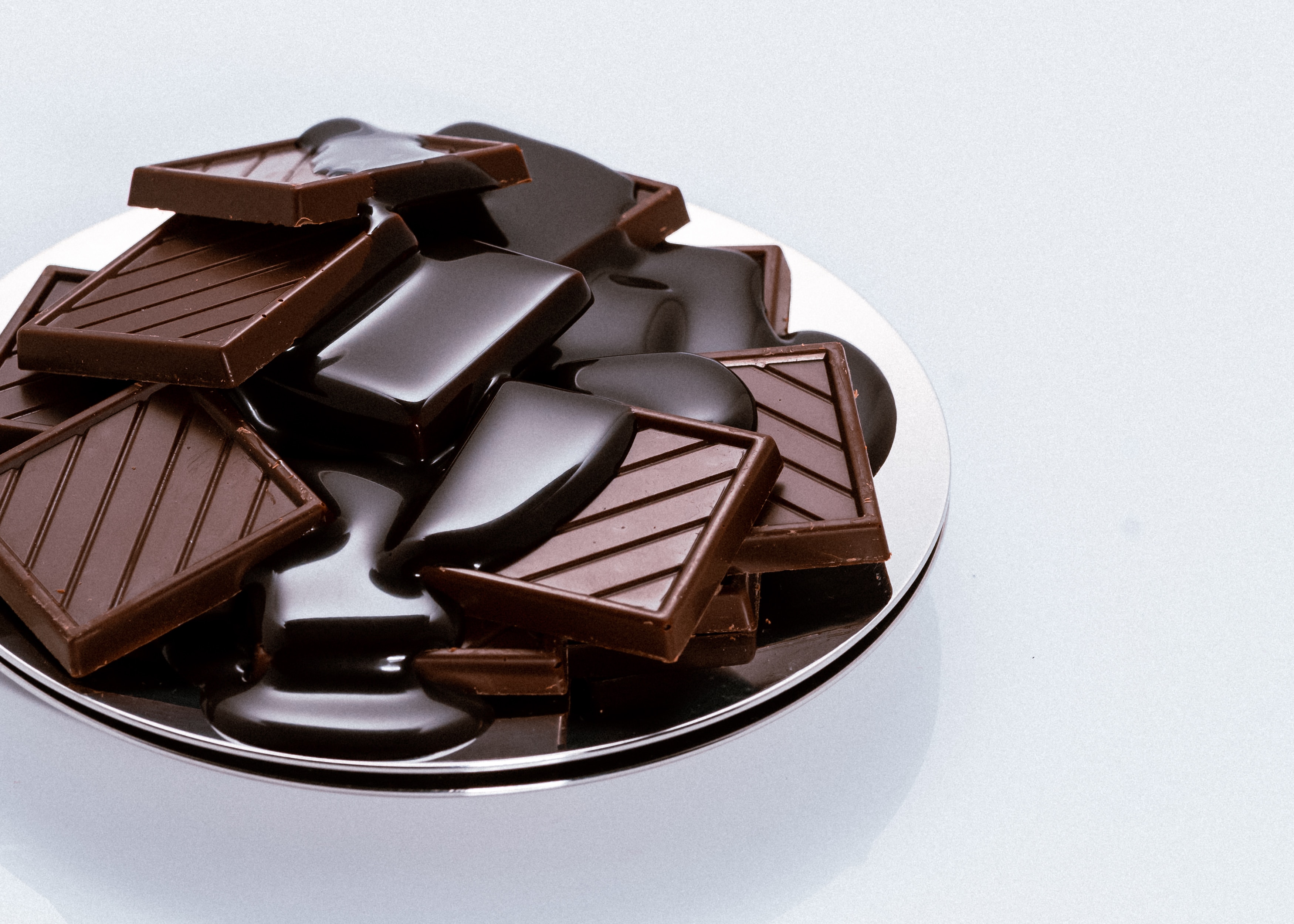 Шоколад число. 3. «Dark Chocolate», темный шоколад Швейцария. Шоколад Горький. Плитка шоколада. Шоколад Эстетика.