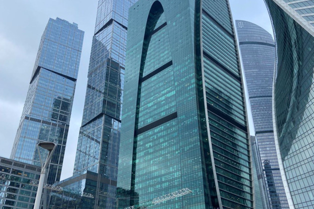 Роскошь, бизнес и ничего лишнего - прогулка по Москва-Сити.