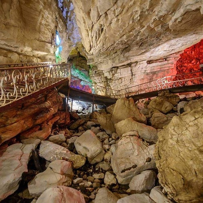 Таинственные Воронцовские пещеры