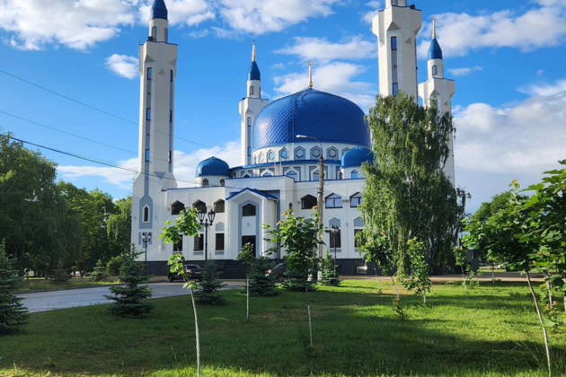 В Гуамское ущелье через столицу Адыгеи