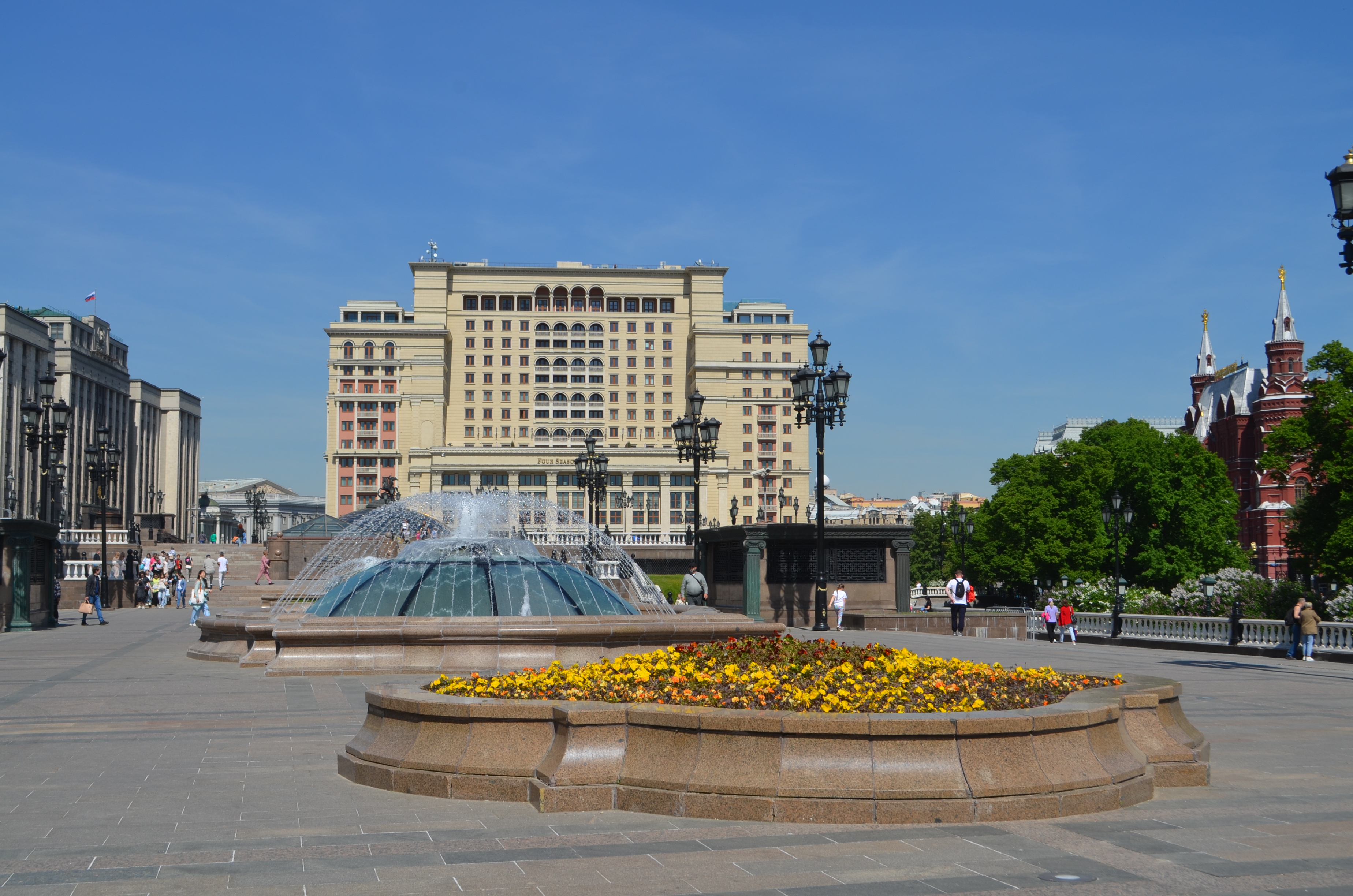 Индивидуальная обзорная экскурсия по Москве на автомобиле (20/22)