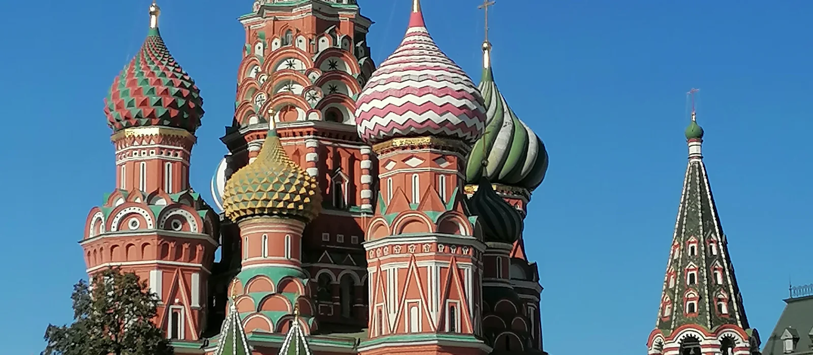 Каменный, Чугунный и Патриарший - прогулка около Кремля. — экскурсия, Москва, Россия | Покатаем
