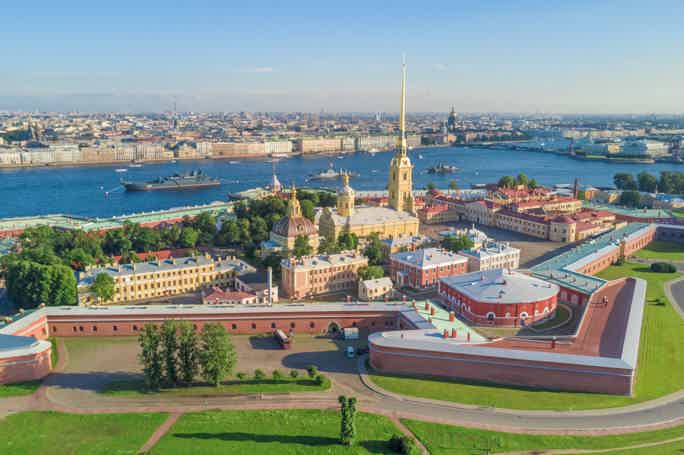 Обзорная экскурсия с посещением Петропавловской крепости (для орг. групп)
