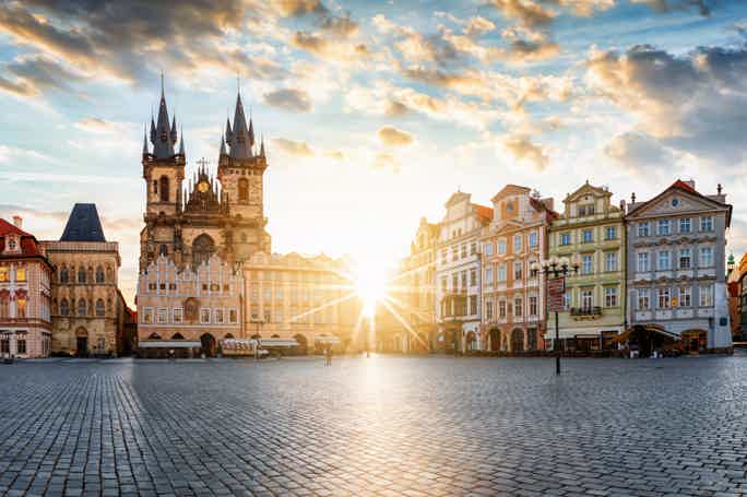 3-Hour Old Town and Prague Castle Tour
