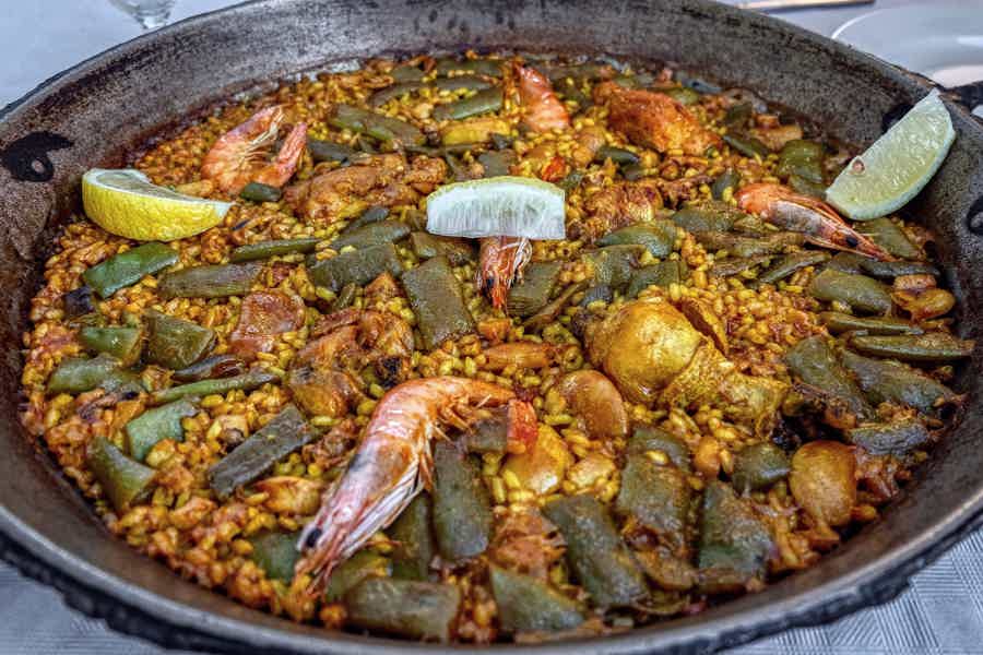Настоящая паэлья, музей шоколада и прогулка по озеру! - фото 2