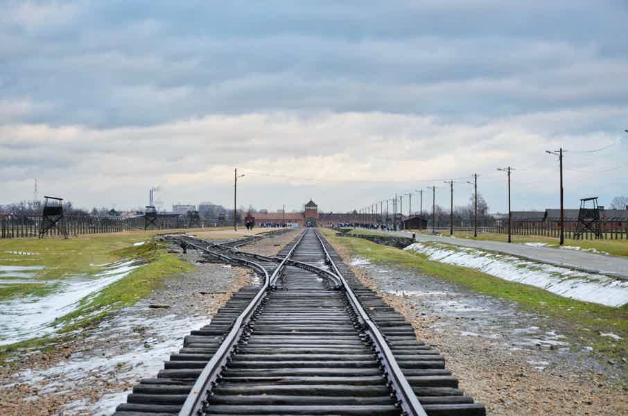 Auschwitz-Birkenau Geführte Tour auf Deutsch ab Treffpunkt - photo 5