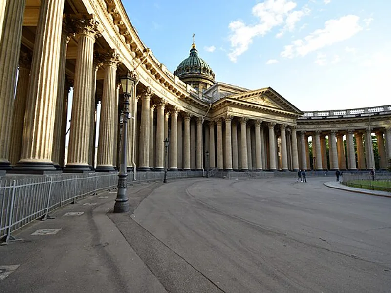 Классический Петербург в мини-группе + билет в Эрмитаж — фото 2, Санкт-Петербург | Покатаем