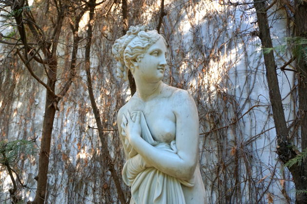 Дворец Лас-Дуэньяс - входной билет и аудиогид по залам и садам