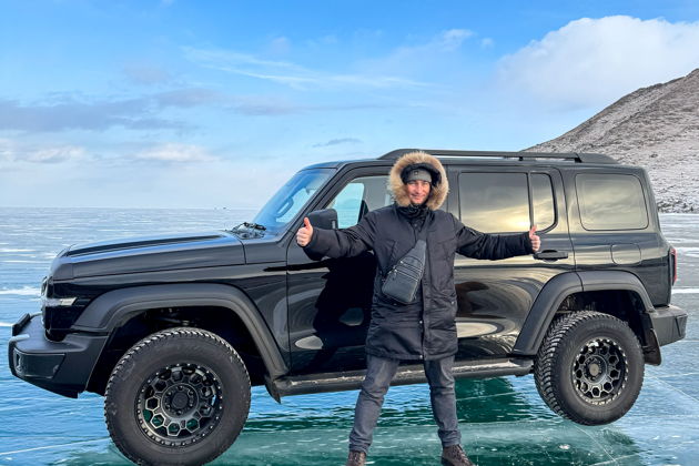 Виды Осенний Байкал в Листвянке и исток Ангары