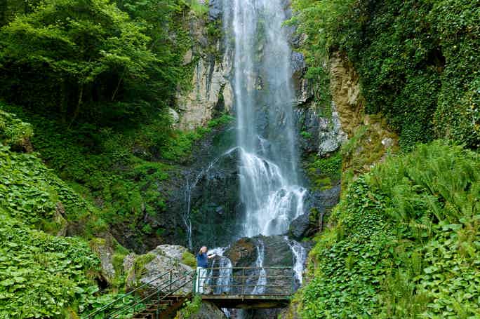 Экскурсия к водопадам Аджарии: 6 красивейших водопадов за 1 день