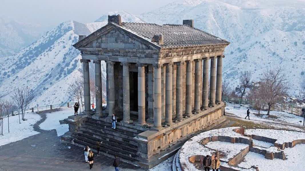 Хор Вирап, Гарни, Гегард, Симфония камней и Арка Чаренца + Лаваш - фото 1