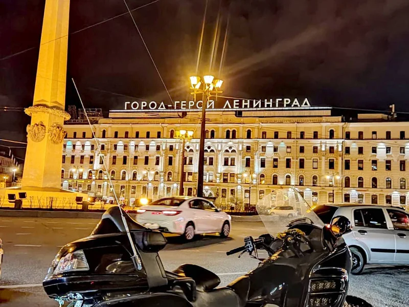 Мотопрогулка «Ночные огни Петербурга» — фото 5, Санкт-Петербург | Покатаем