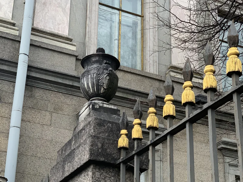 Каменное убранство Петербурга (с посещением Казанского собора) — фото 6, Санкт-Петербург | Покатаем