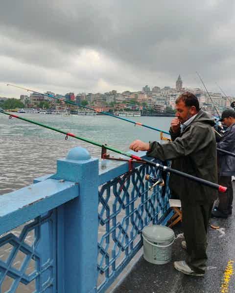 Ловля Рыбы с Моста: Новый Уровень Релаксации в Стамбуле! - фото 3