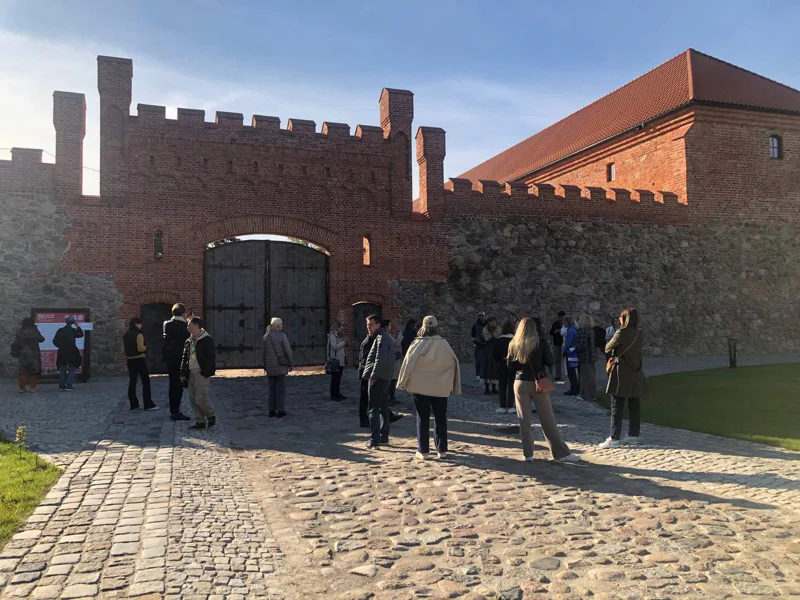 Экскурсия "Куршская коса" + замок Нойхаузен — фото 3, Калининград | Покатаем