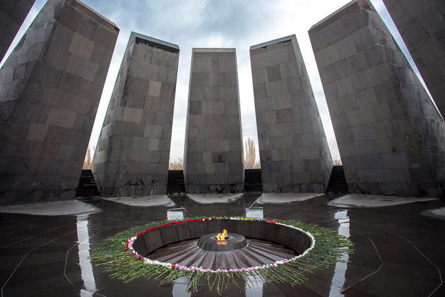 Главное изображение экскурсии - Прогулка по Еревану․ Эребуни – Цицернакаберд – Матенадаран