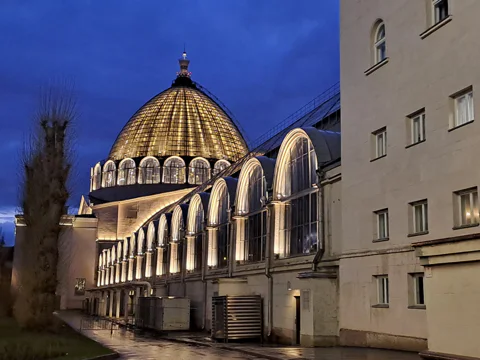 Павильон «Космос» на ВДНХ: история покорения космоса