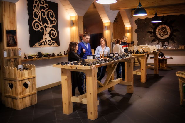 Виды Вотчина Карельского Деда Мороза, хаски и олени