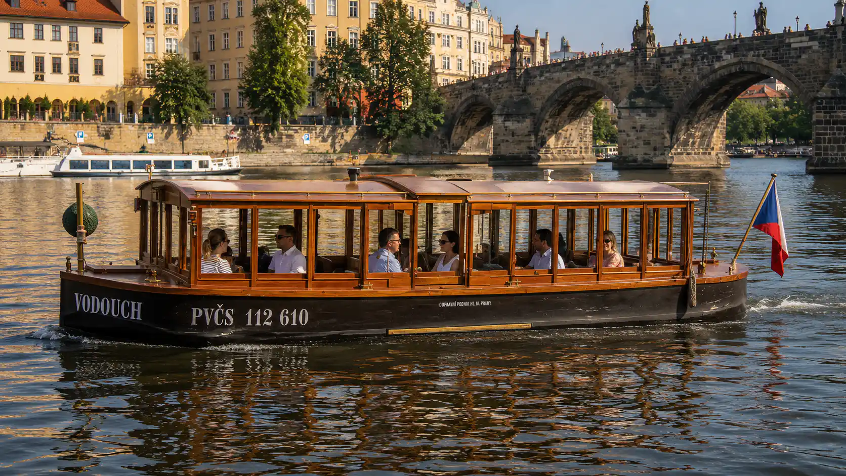 Vodouch boat
