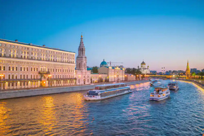 Ужин, музыка и танцы на премиум-теплоходе в центре Москвы — Москва
