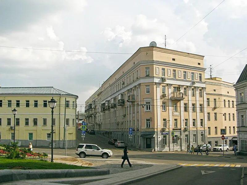«Ивановская горка — Хитровка»: авторская экскурсия от местного гида — фото 4, Москва | Покатаем