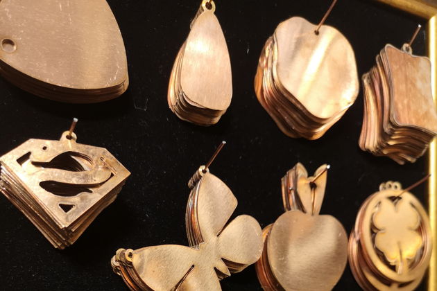 Мастер-класс по росписи фигурных кулонов (на выбор)