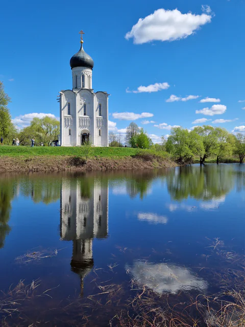 Место, Богом любимое: Боголюбово и церковь Покрова на Нерли