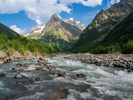 Гора Домбай-Ульген